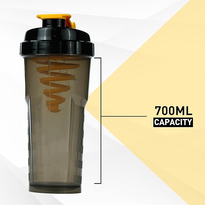 MuscleBlaze Shaker